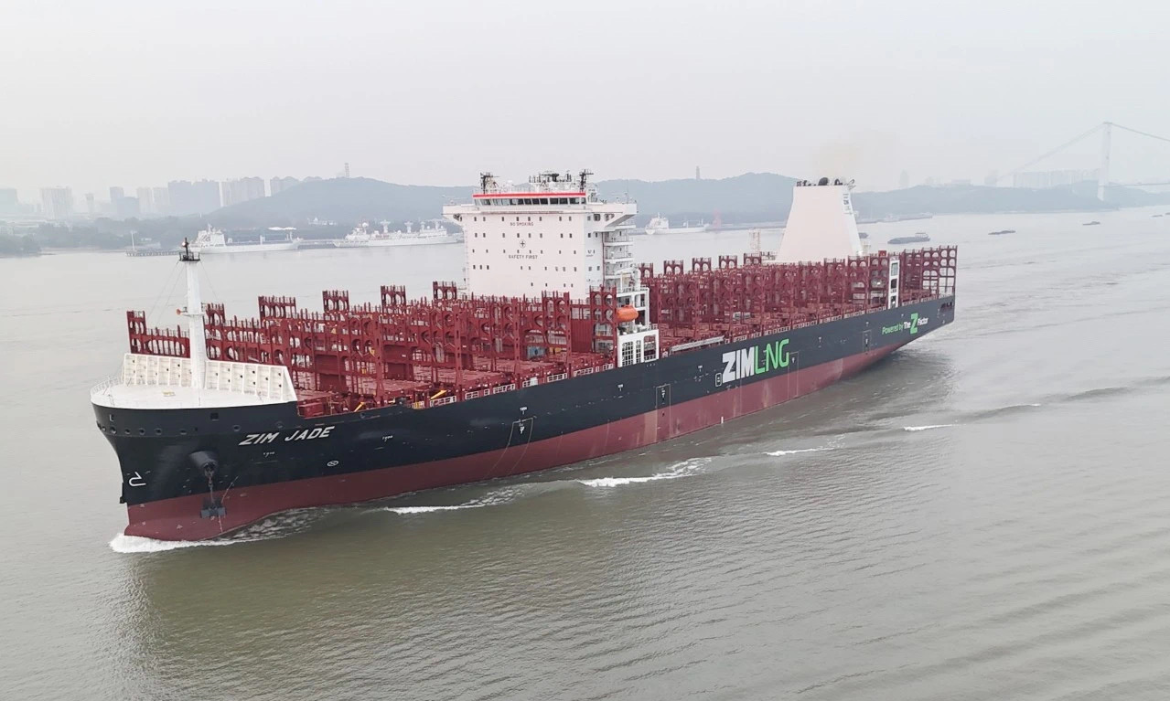 M/V ZIM JADE set sail smoothly